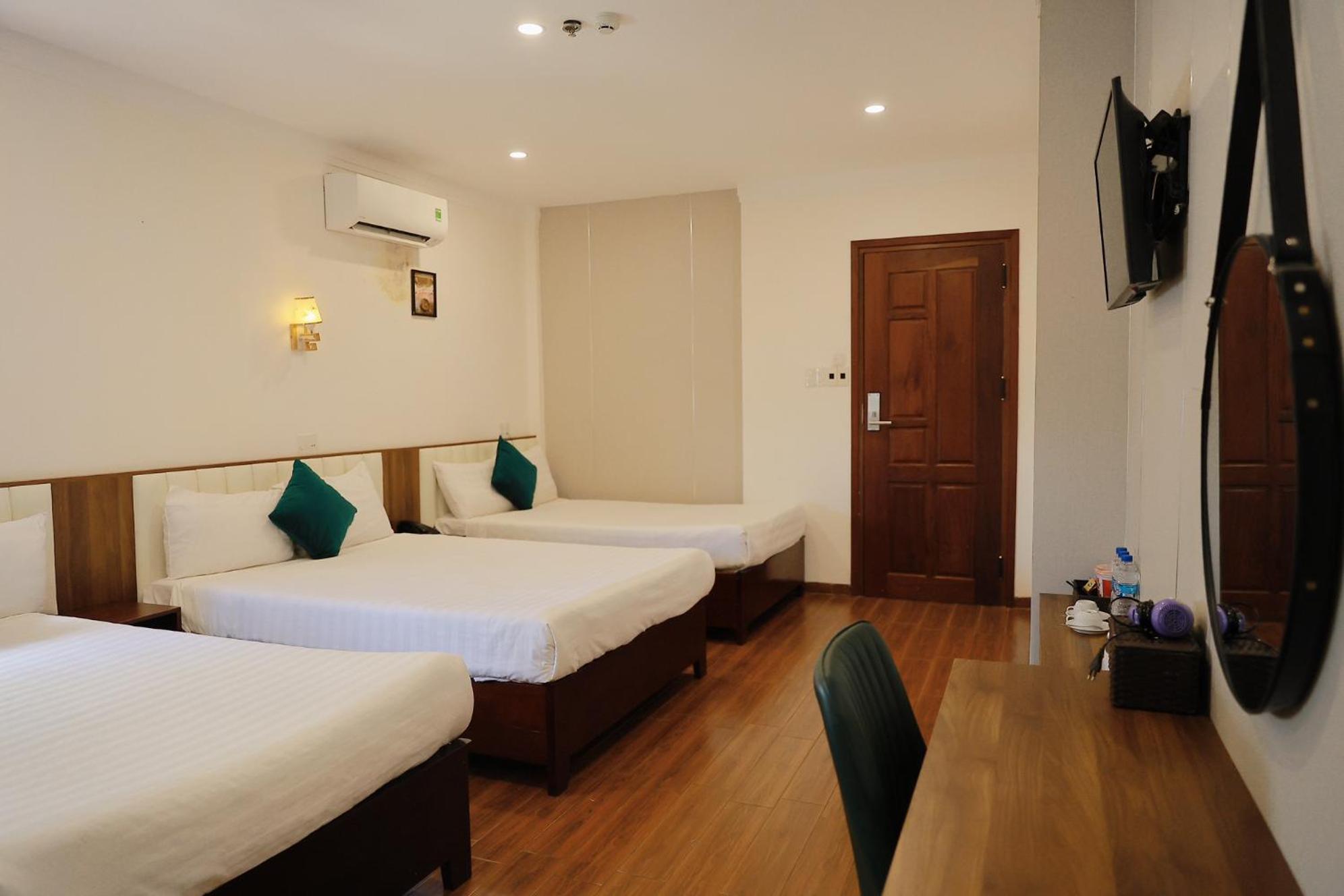 Le Centre Pleiku Hotel Екстер'єр фото